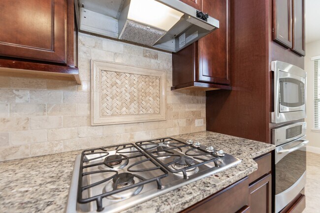 Building Photo - 4715 Coldstream Ct