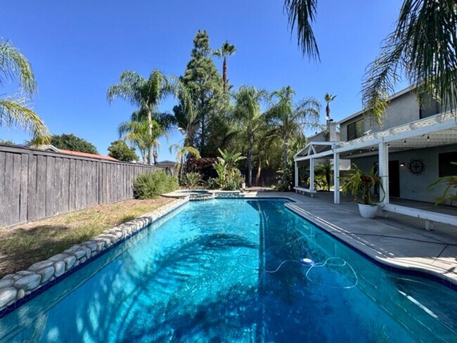 Building Photo - Spacious 3 Bedroom Menifee Home with Bonus...