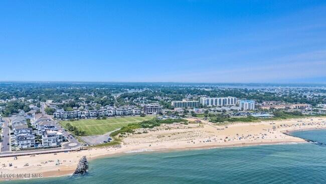 Building Photo - 200 Ocean Ave N