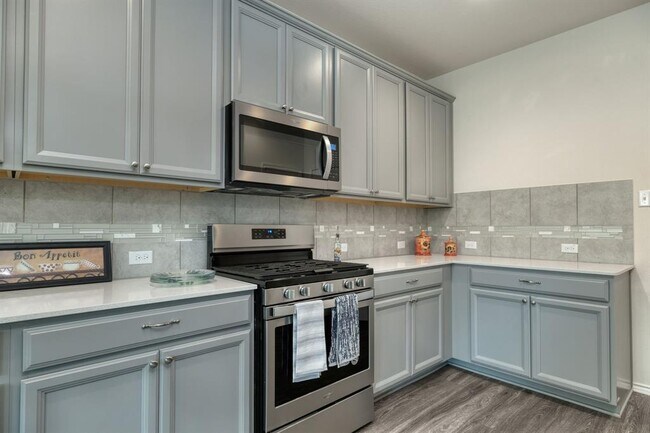 Building Photo - 482 Thornless Cir