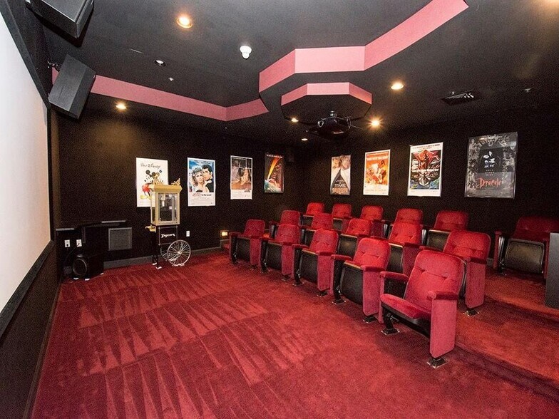 Building Photo - 248 Adams Pointe Blvd