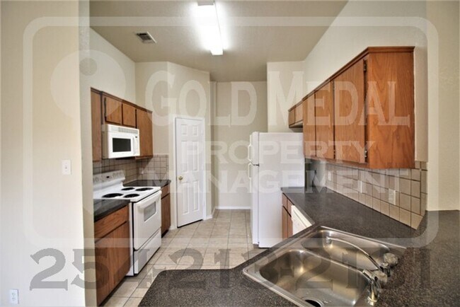 Building Photo - 4109 Elms Run Cir