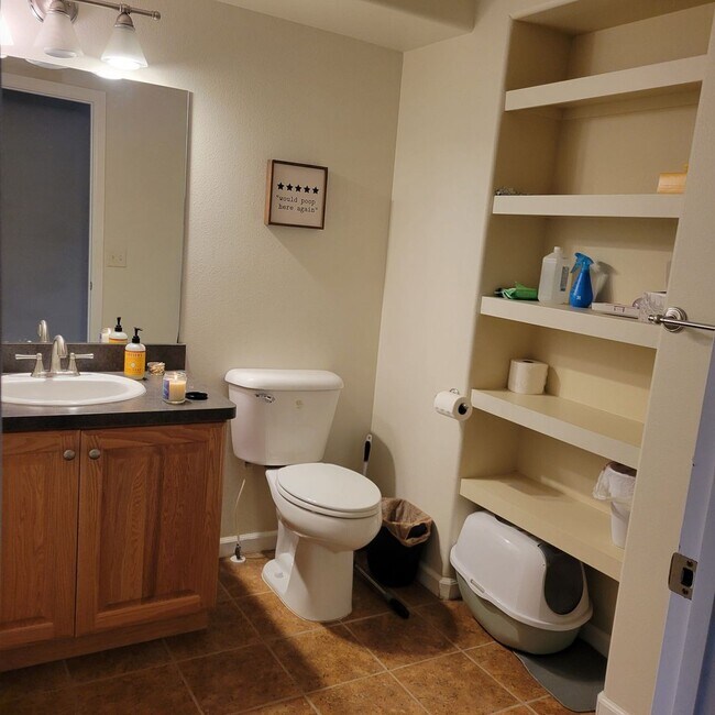 Building Photo - 3216 Warbler Way