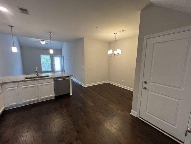 Building Photo - 9052 Brixworth Ct