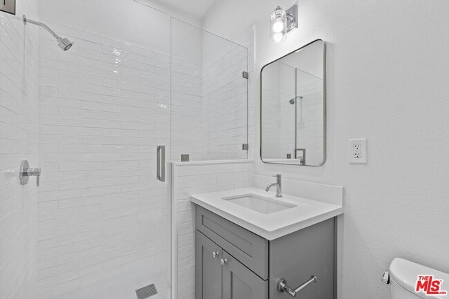 Building Photo - 1501 Selby Ave
