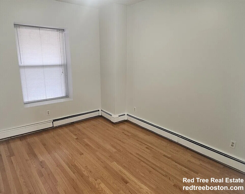 Building Photo - 3148 Washington St