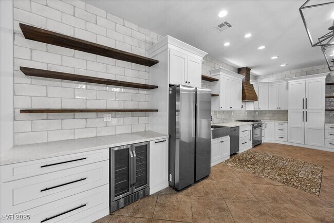 Building Photo - 6332 Peggotty Ave