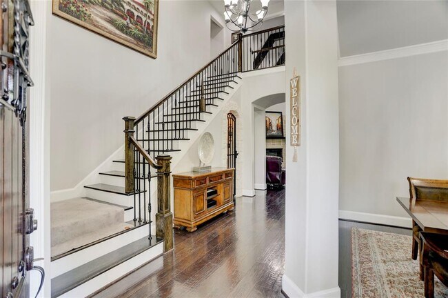 Building Photo - 10727 Stone Isle Ct