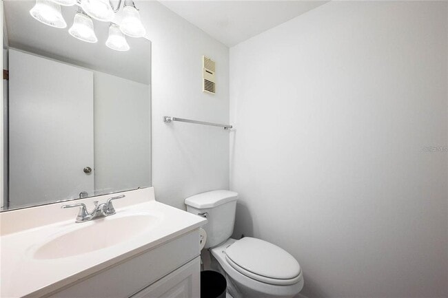 Building Photo - 710 St Matthew Cir