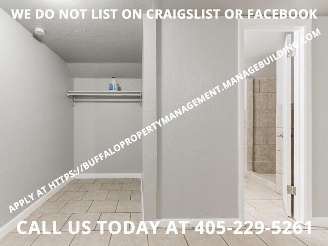 Building Photo - 2544 Cashion Pl