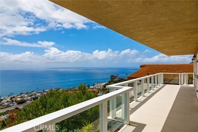 Building Photo - 575 Nyes Pl