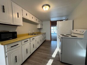 Building Photo - 202 Cambell Shore Rd