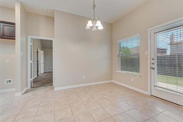 Building Photo - 621 Tumbleweed Dr