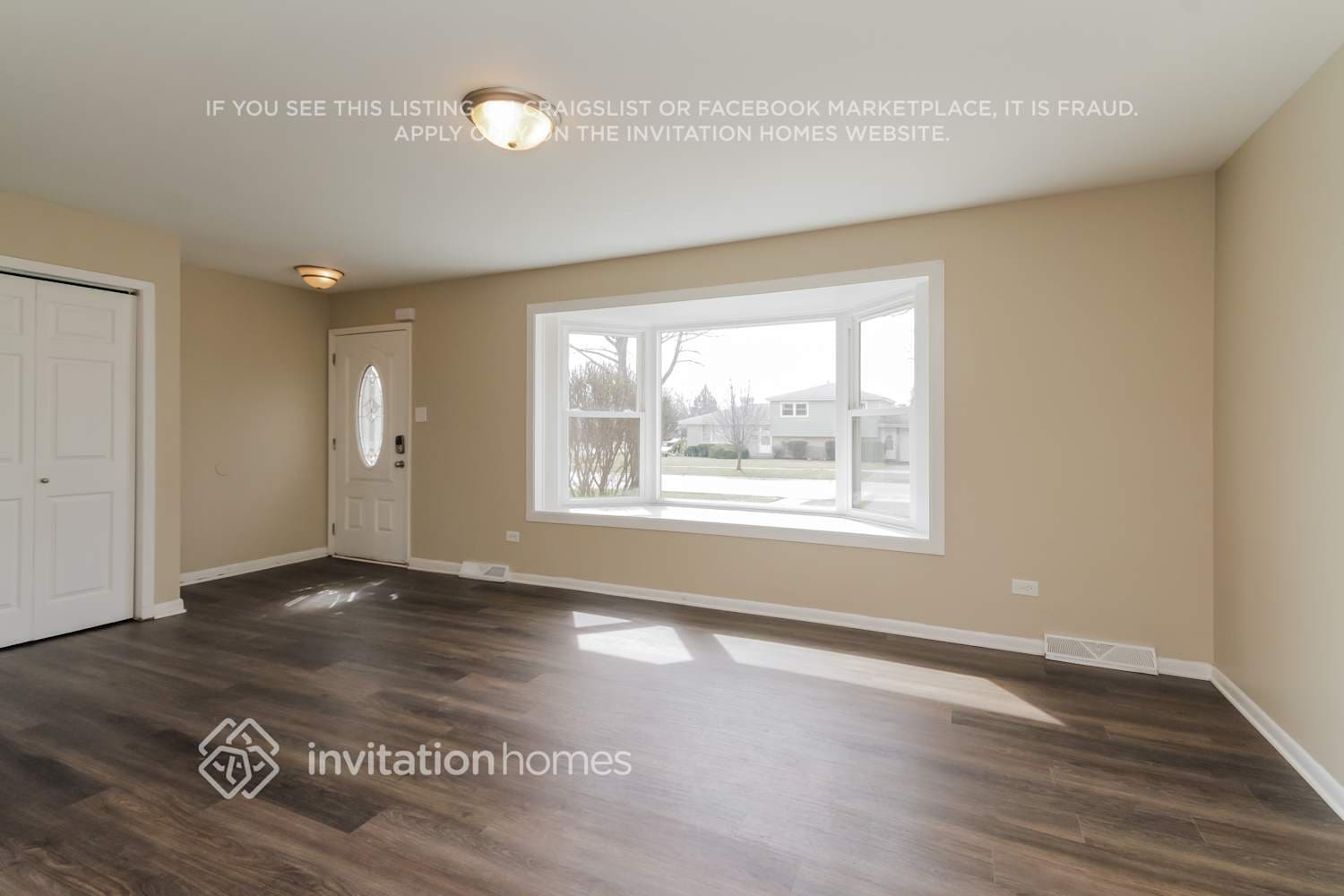 Building Photo - 17342 Oriole Ave