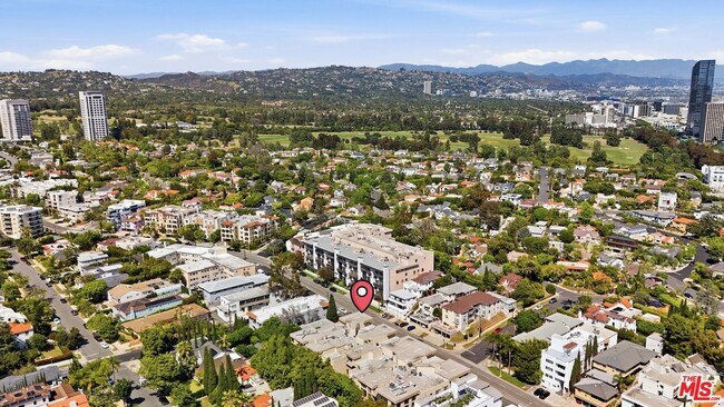Building Photo - 1557 S Beverly Glen Blvd
