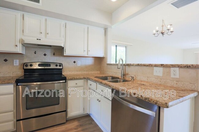 Building Photo - 14126 W Pennystone Dr