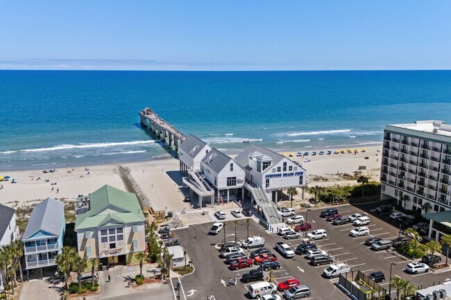 Building Photo - ***Free Utilities***Please note, this is a...