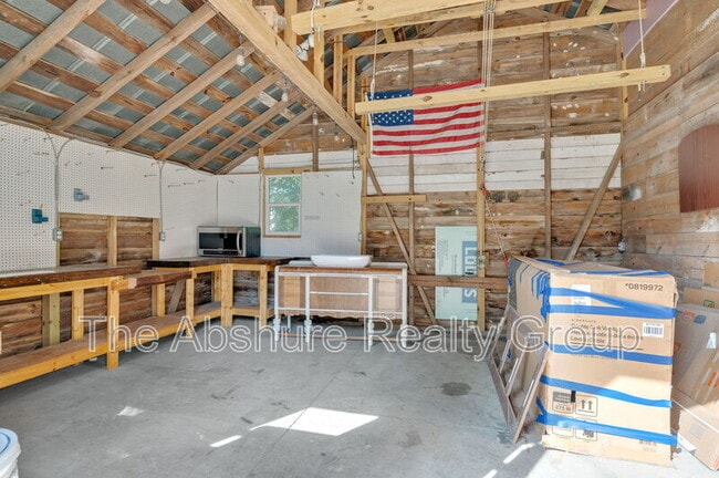 Building Photo - 362 Chalybeate Rd