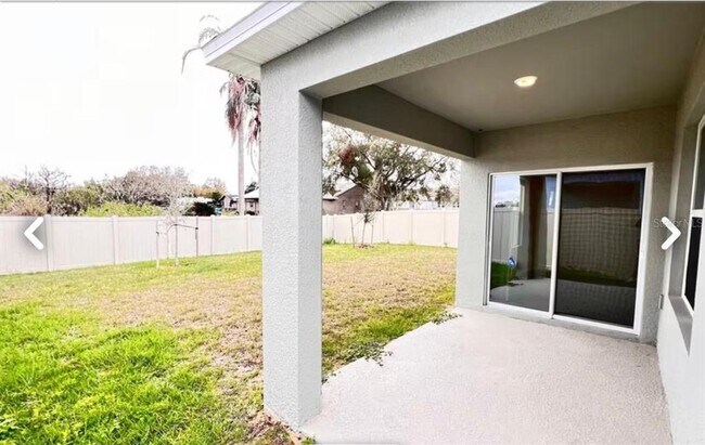 Building Photo - 2073 Doe Run Dr