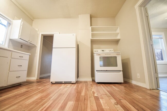 Building Photo - Charming 2 Bedroom House in North Portland