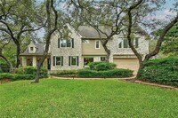 Building Photo - 9405 Caracas Dr