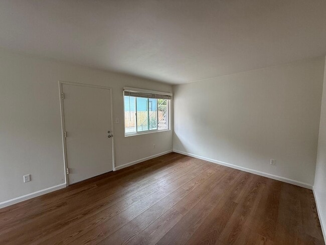 Building Photo - 1808 Castillo St