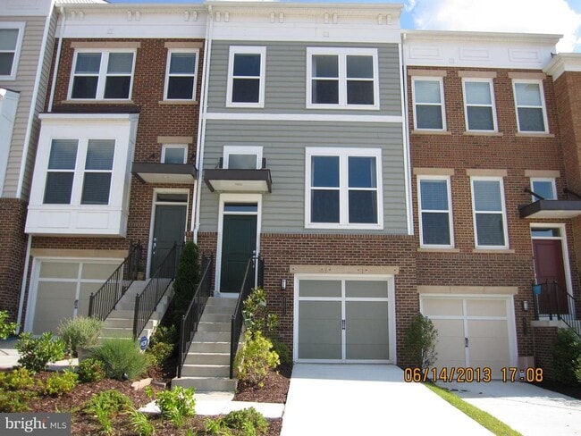 Building Photo - 42657 Redeemer Terrace