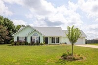Building Photo - 31 Fallowfield Dr