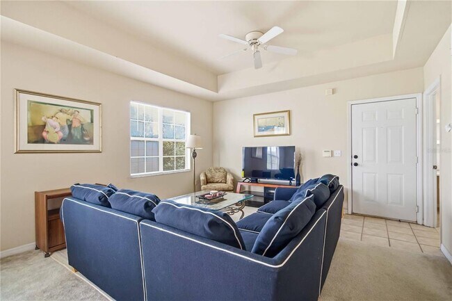 Building Photo - 1000 Villagio Cir
