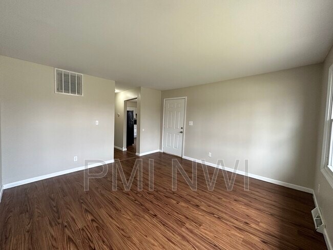 Building Photo - 3308 Brown St