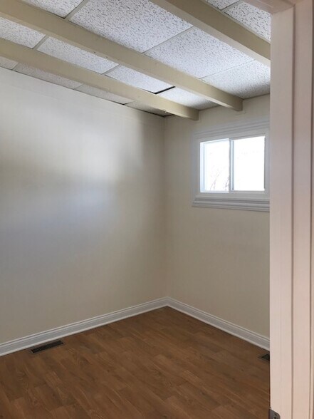Building Photo - 1227 Wood St