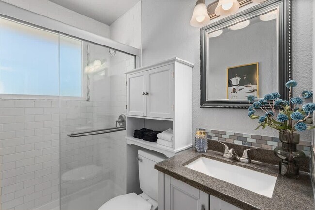 Building Photo - 4845 W 73rd Ave