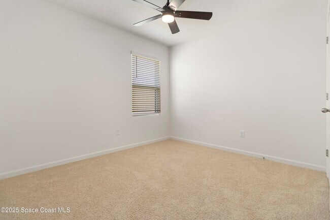 Building Photo - 7144 Topaz Dr