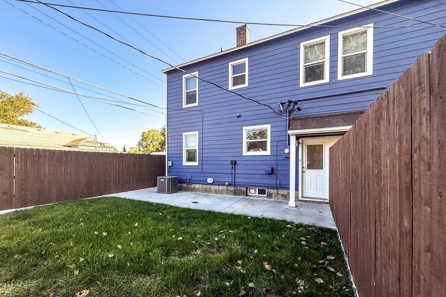 Building Photo - Remodeled 3-Bedrom Richland Alphabet Home ...