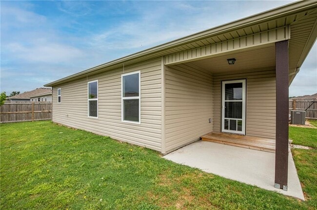 Building Photo - 713 NW 67th Ave