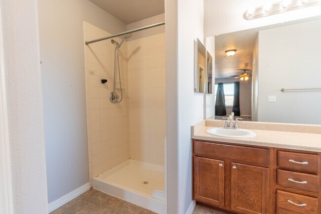 Building Photo - 9234 Red Fern Ln