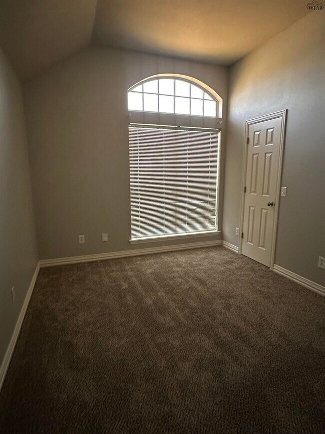 Building Photo - 5214 Sunnybrook Ln