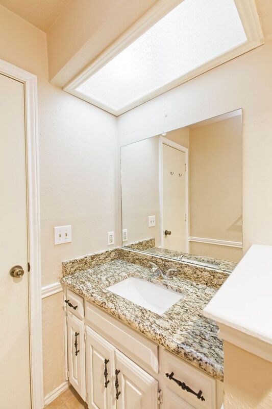 Building Photo - 2116 Winterstone Dr