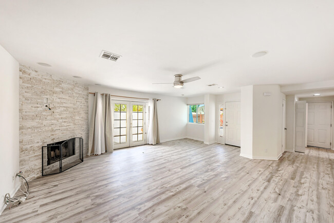 Building Photo - 54255 Eisenhower Dr