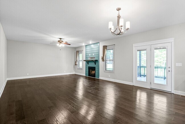 Building Photo - 1381 Morning Star Dr