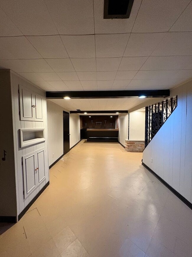 Building Photo - Three bedroom two bathroom single story home for rent