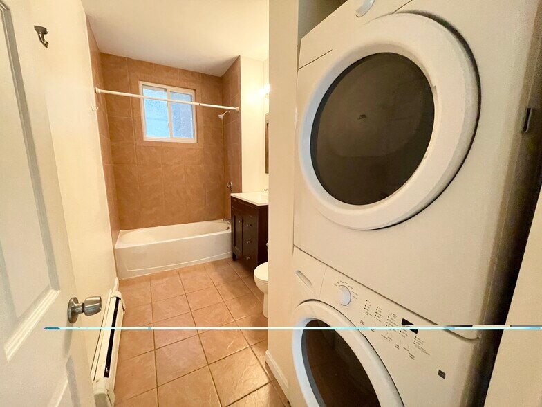 Building Photo - 52 Delle Ave