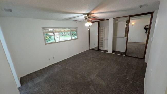 Building Photo - Single-Story home on cul-de-sac in Victoria Neighborhood Available for Lease