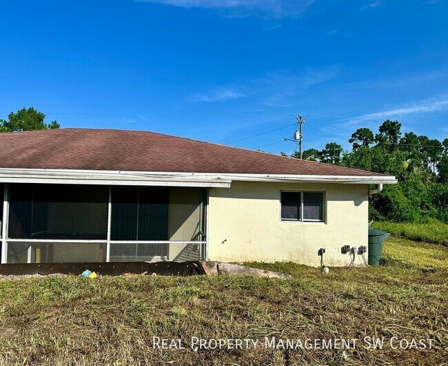 Building Photo - 2801 Hightower Ave S