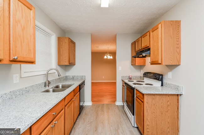 Building Photo - 614 Dove Cove