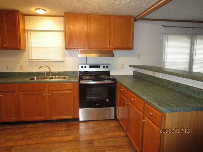 Building Photo - 2158 Ram Bay Rd