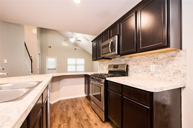 Building Photo - 13918 Nicolet Arbor Ln