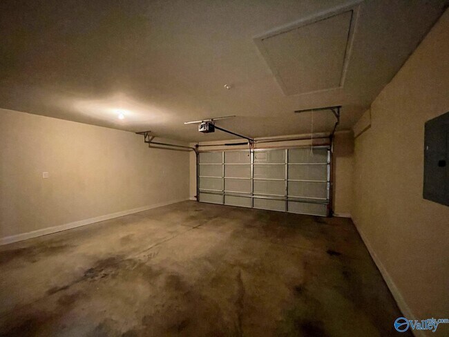 Building Photo - 57 NW Moore Farm Cir