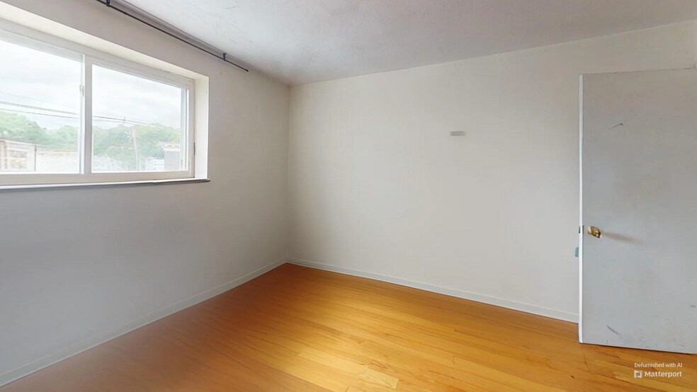 Building Photo - 357 Faneuil St
