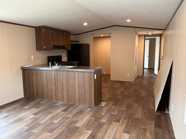 Building Photo - Knolls MHP